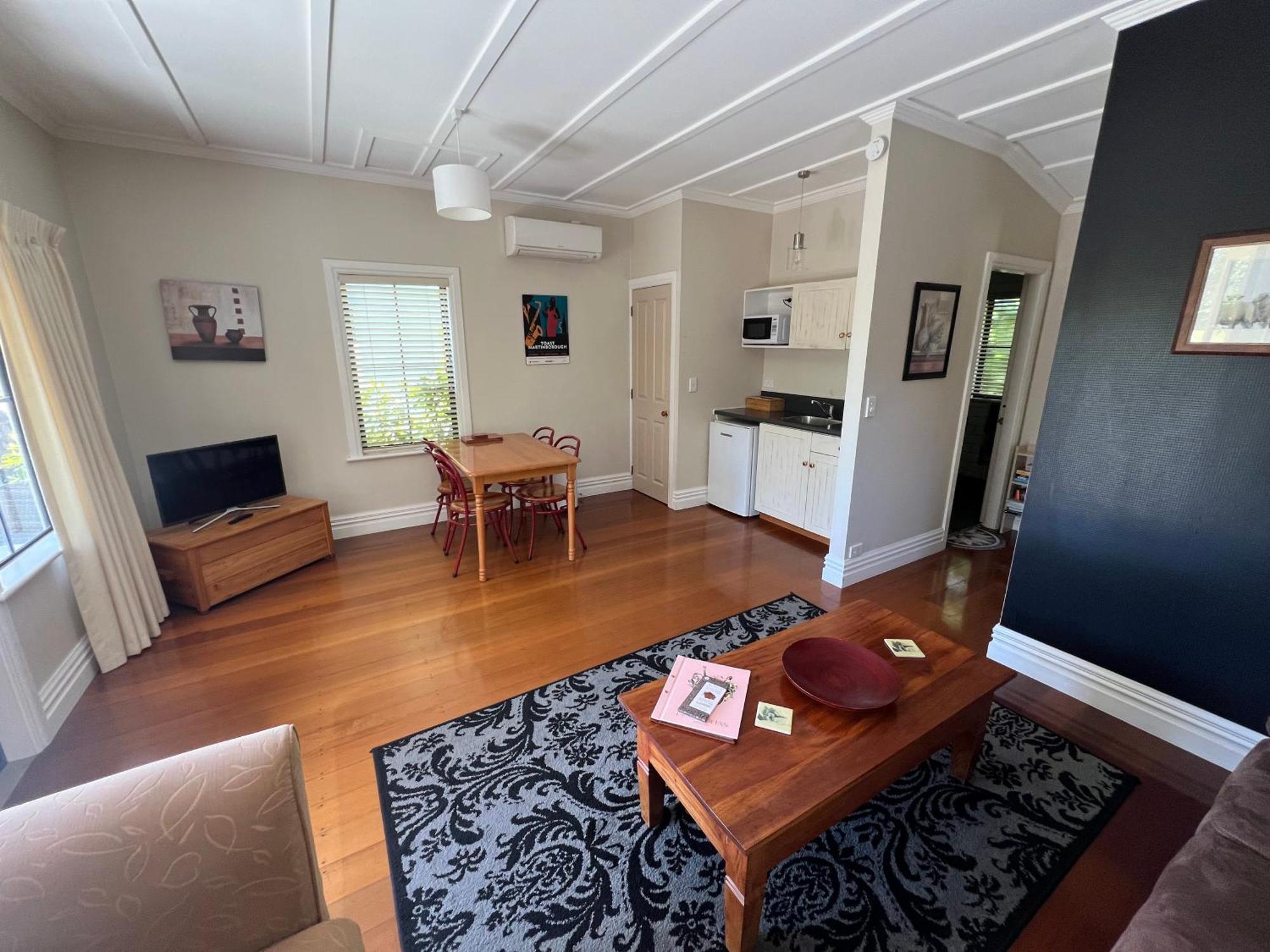 Pinot Villas Martinborough Dış mekan fotoğraf
